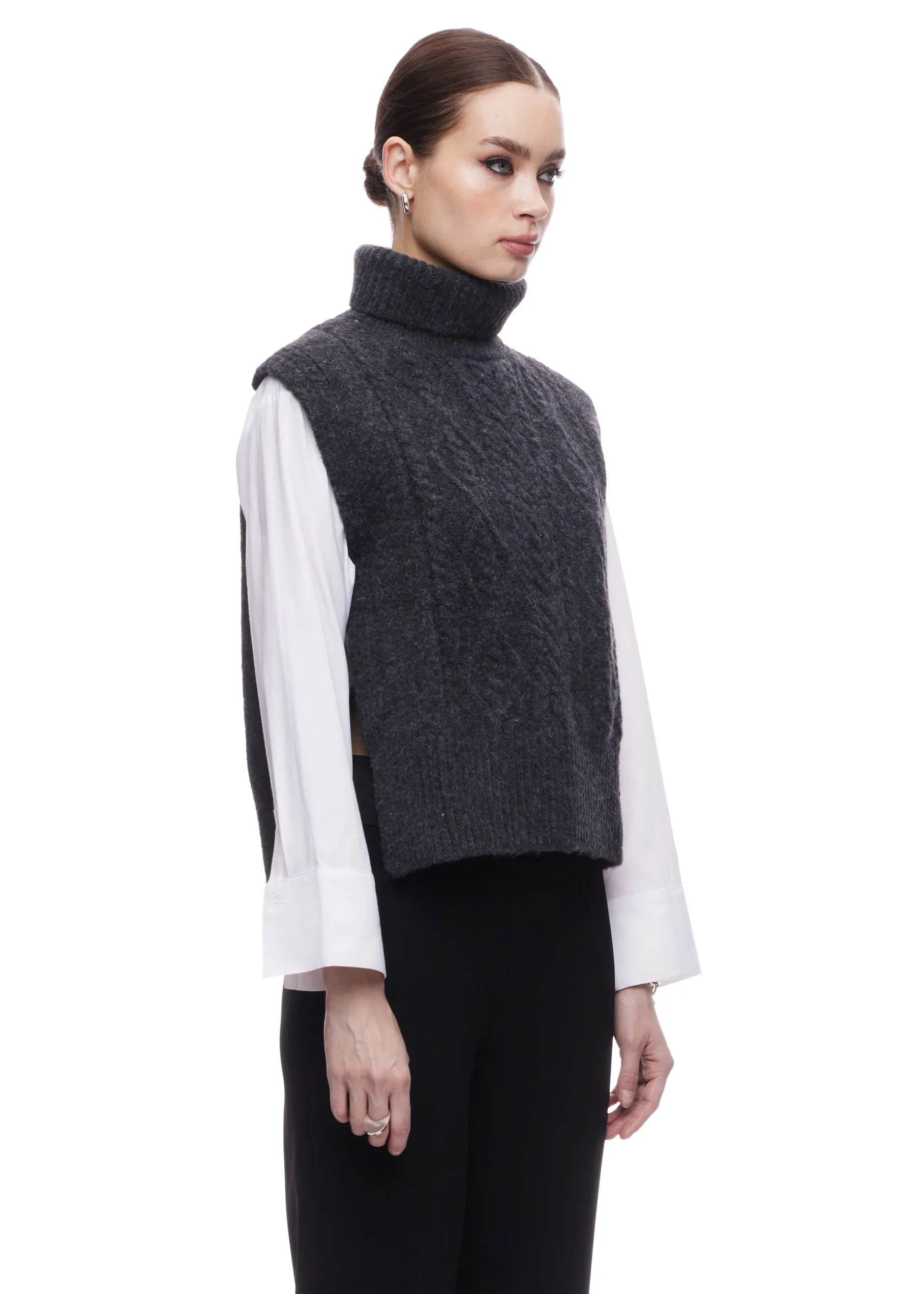 Moon River Cable Knit Dickie