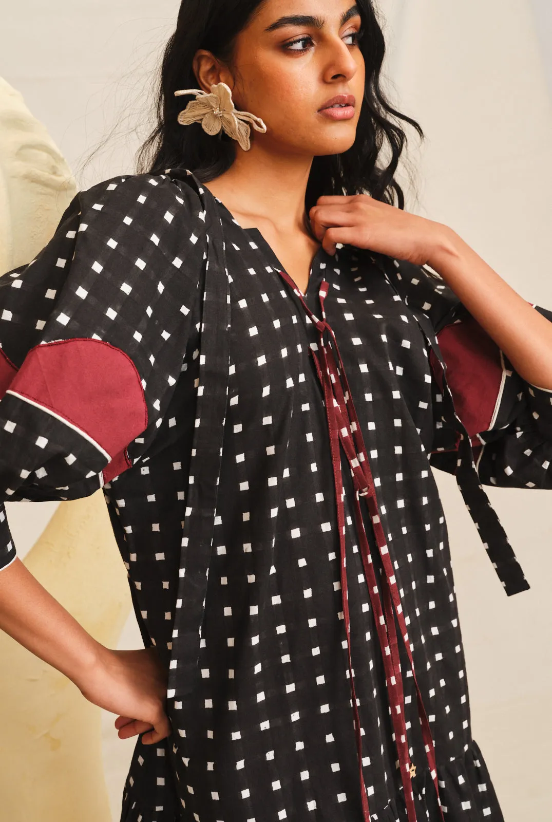 Pipli Appliqué Shift Dress