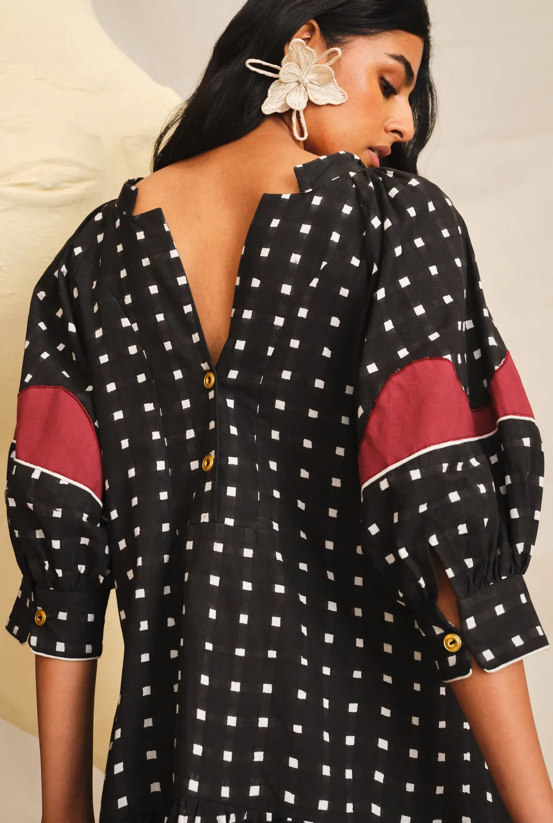 Pipli Appliqué Shift Dress